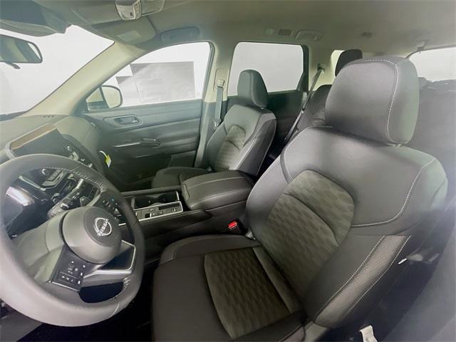 new 2024 Nissan Pathfinder car, priced at $38,565