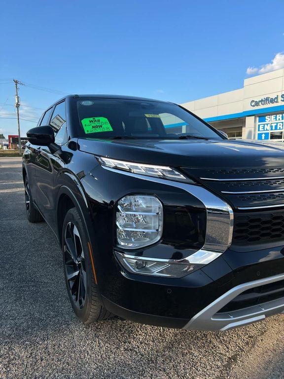 used 2024 Mitsubishi Outlander car, priced at $26,988