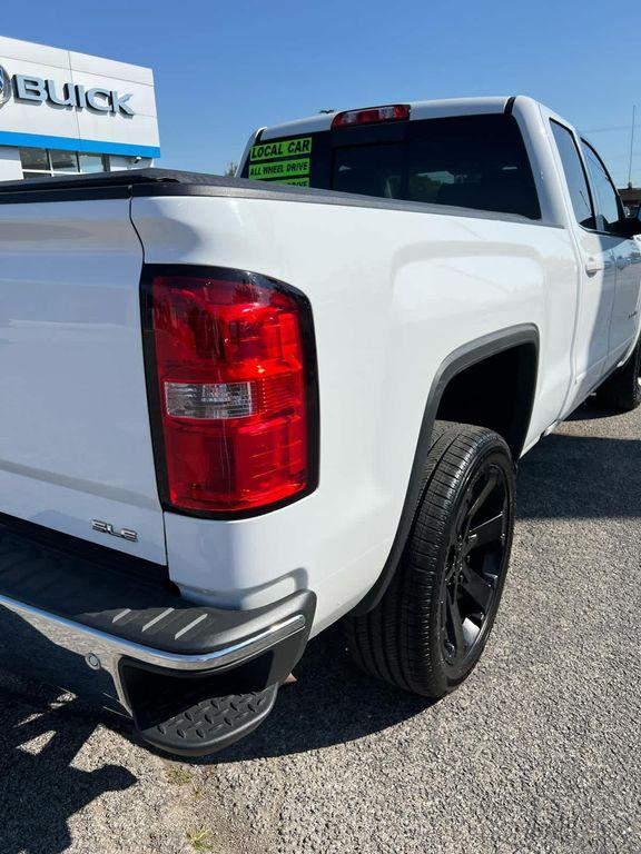 used 2018 GMC Sierra 1500 car, priced at $28,988