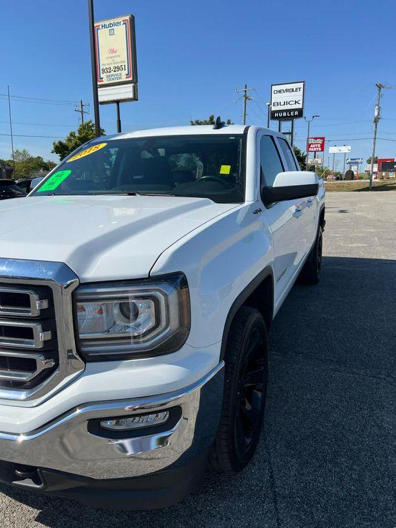 used 2018 GMC Sierra 1500 car, priced at $28,988