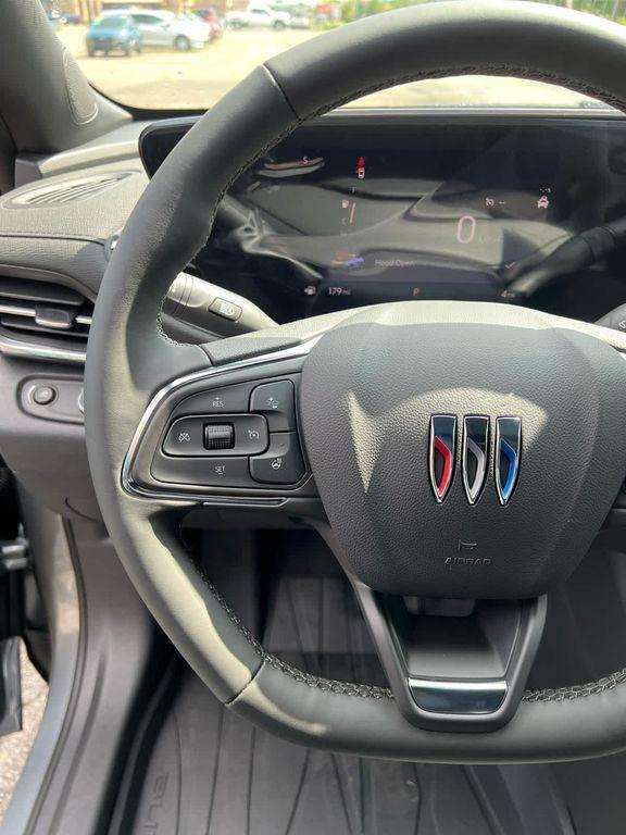 new 2025 Buick Envista car, priced at $26,959