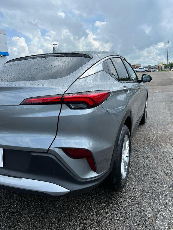 new 2025 Buick Envista car, priced at $26,959