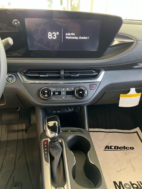 new 2026 Buick Envista car, priced at $25,773