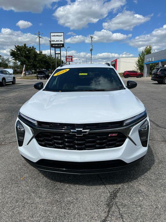 new 2025 Chevrolet Trax car, priced at $27,394