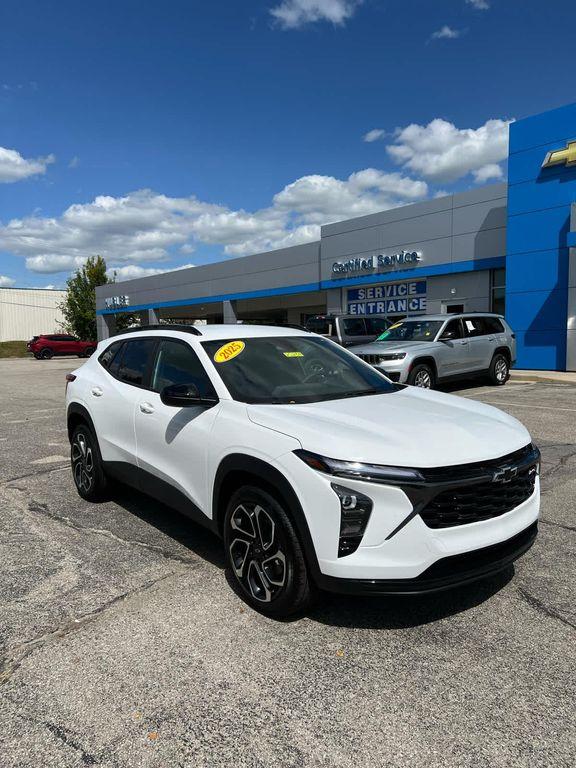 new 2025 Chevrolet Trax car, priced at $27,394