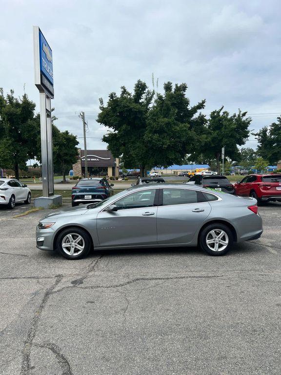 used 2024 Chevrolet Malibu car, priced at $20,988