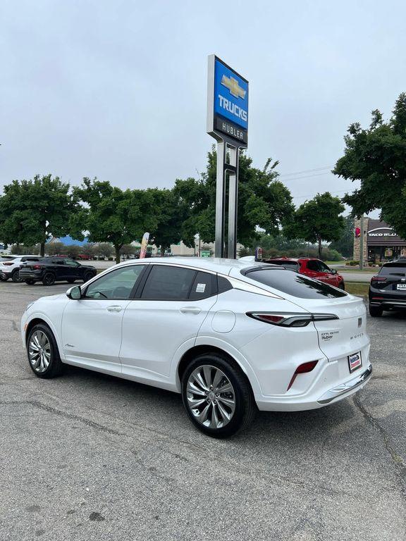 new 2025 Buick Envista car, priced at $32,209