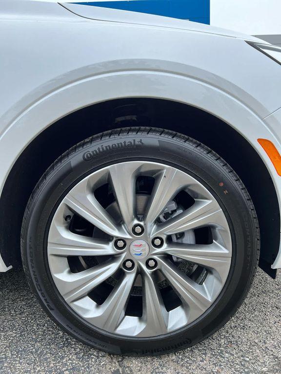 new 2025 Buick Envista car, priced at $32,209