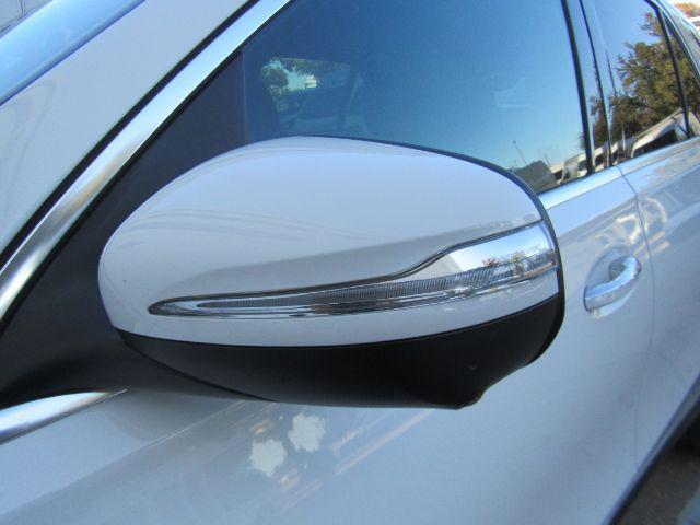 used 2024 Mercedes-Benz GLE 450 Plug-In Hybrid car, priced at $54,400