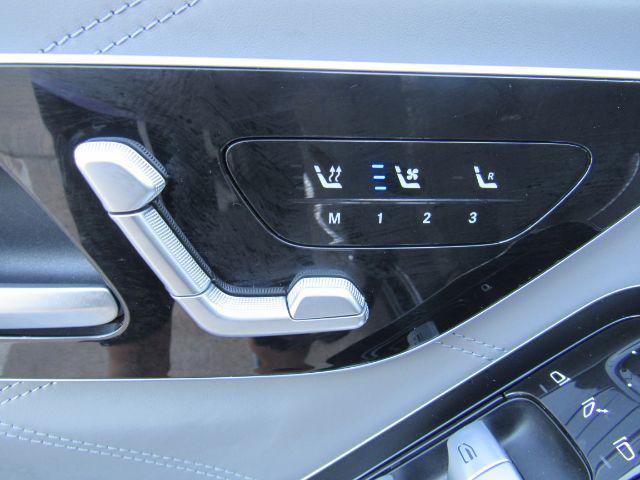 used 2022 Mercedes-Benz Maybach S 580 car, priced at $122,900