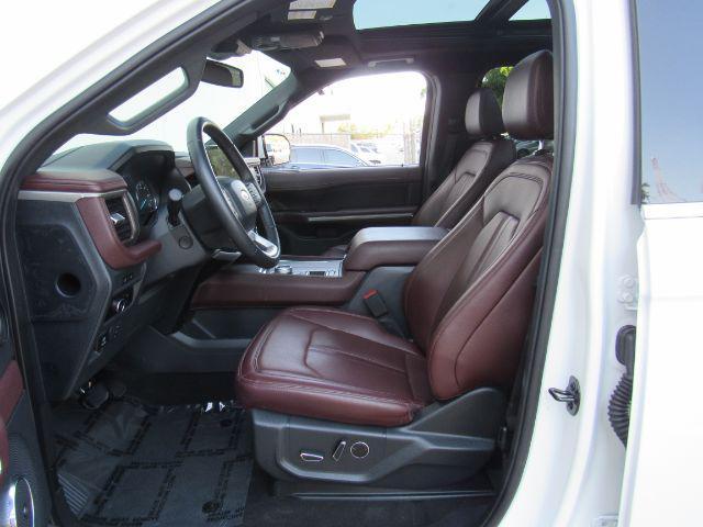 used 2024 Ford Expedition car, priced at $53,499