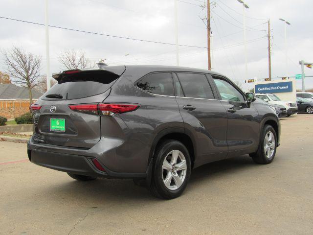 used 2021 Toyota Highlander car, priced at $27,777