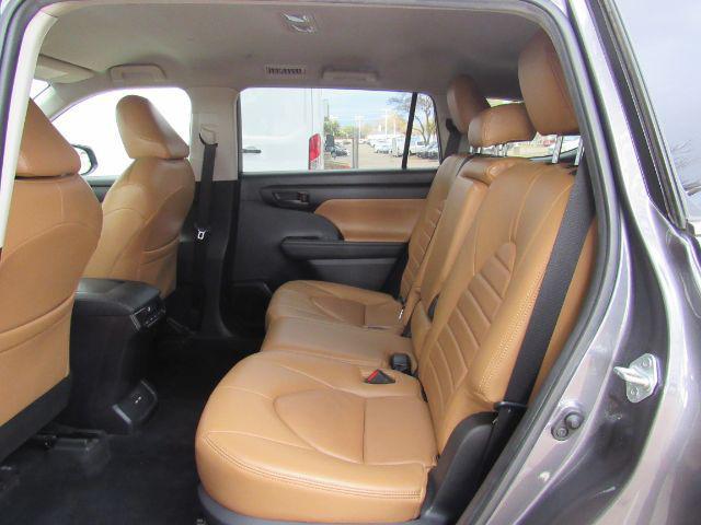 used 2021 Toyota Highlander car, priced at $27,777