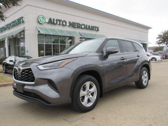 used 2021 Toyota Highlander car, priced at $27,777