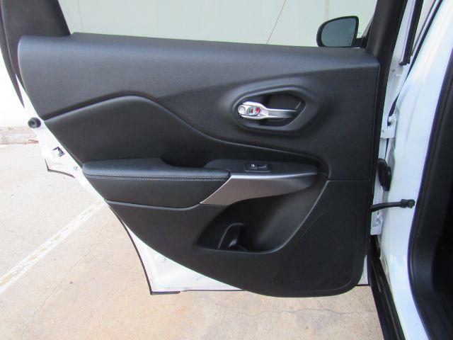 used 2019 Jeep Cherokee car, priced at $14,400