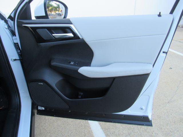 used 2025 Mitsubishi Outlander car