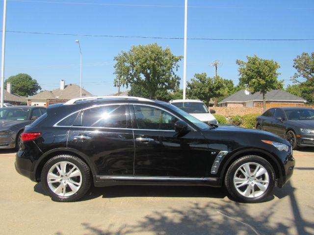 used 2014 INFINITI QX70 car, priced at $14,900