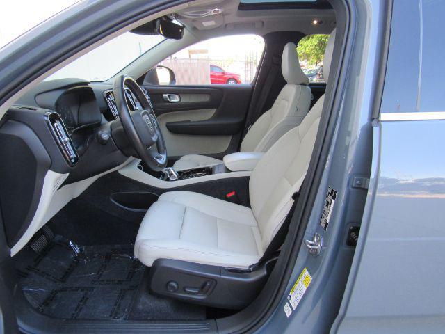 used 2021 Volvo XC40 car, priced at $22,999