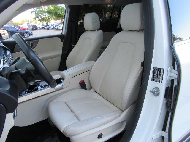 used 2022 Mercedes-Benz GLB 250 car, priced at $26,999