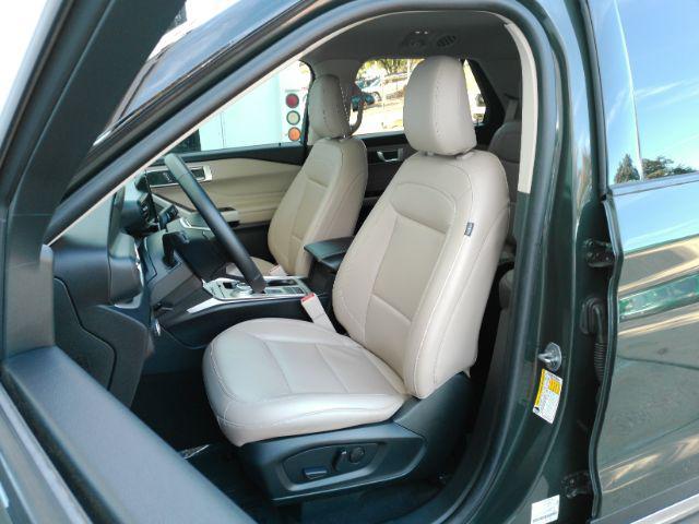 used 2024 Ford Explorer car, priced at $29,900