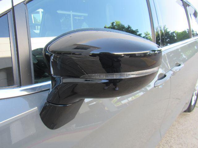 used 2025 Chrysler Pacifica car, priced at $33,888