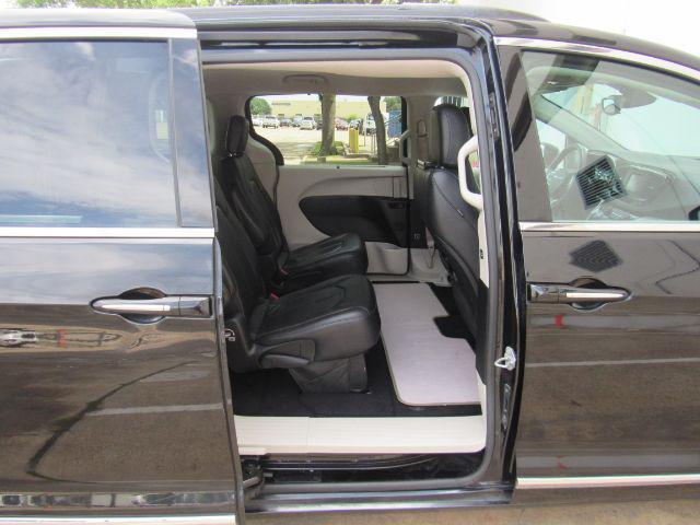 used 2017 Chrysler Pacifica car, priced at $14,900