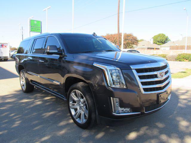 used 2018 Cadillac Escalade ESV car, priced at $31,888