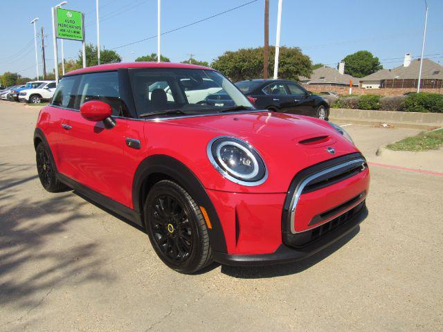 used 2023 MINI Hardtop car, priced at $19,999