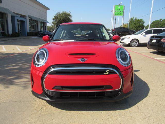 used 2023 MINI Hardtop car, priced at $19,999