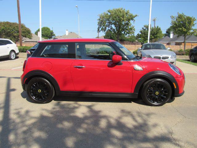 used 2023 MINI Hardtop car, priced at $19,999