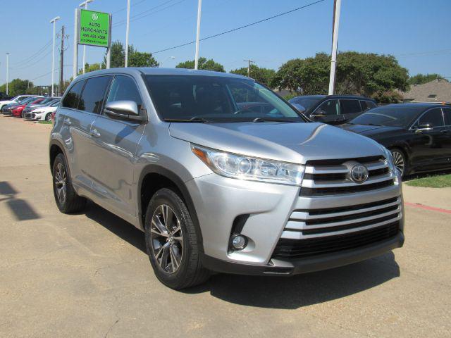used 2018 Toyota Highlander car, priced at $15,888