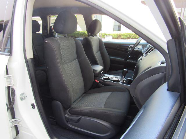 used 2020 Nissan Pathfinder car, priced at $16,400