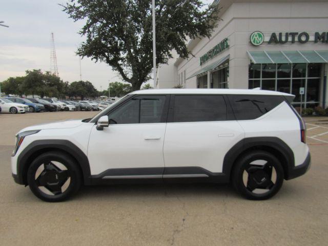 used 2024 Kia EV9 car, priced at $33,888