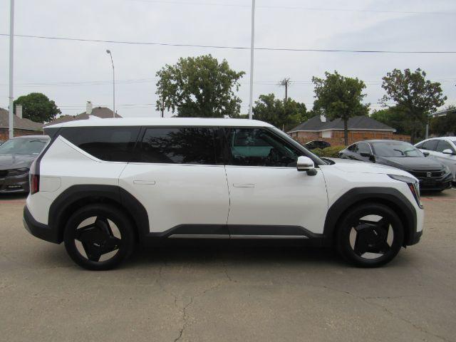 used 2024 Kia EV9 car, priced at $33,888