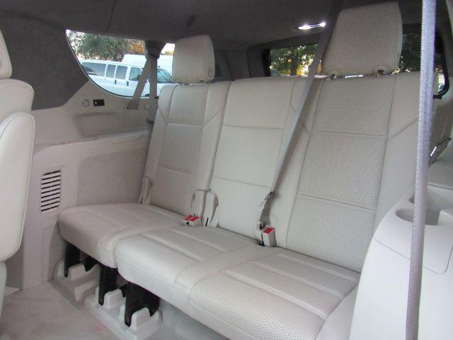 used 2022 Cadillac Escalade ESV car, priced at $79,900