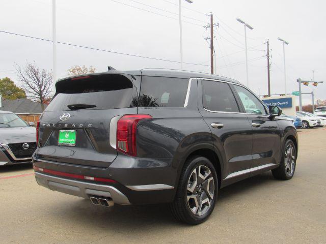 used 2024 Hyundai Palisade car, priced at $34,400