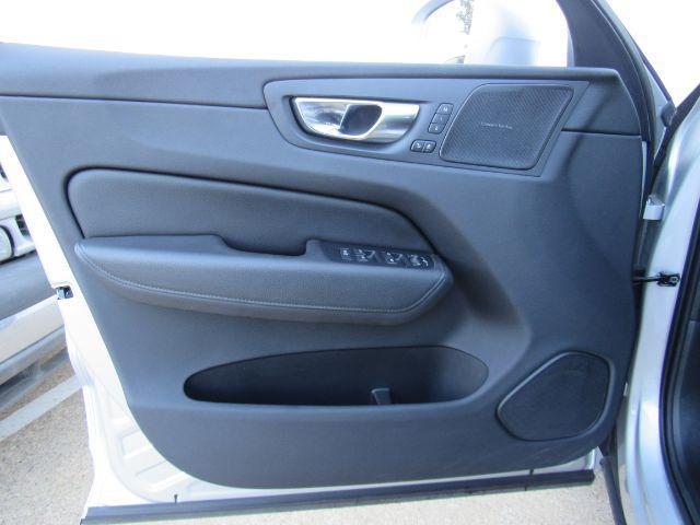 used 2020 Volvo XC60 Recharge Plug-In Hybrid car, priced at $29,990