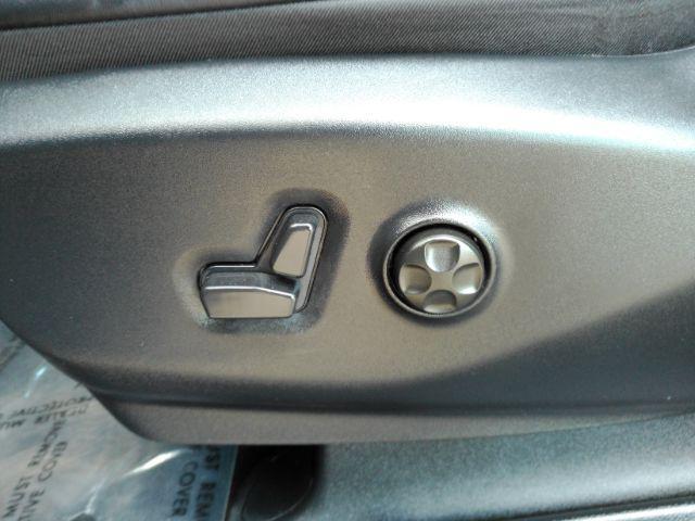 used 2025 Chrysler Pacifica car, priced at $34,900