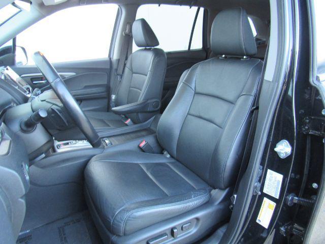 used 2021 Honda Pilot car, priced at $28,990