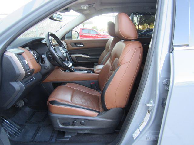 used 2022 Nissan Pathfinder car, priced at $30,997