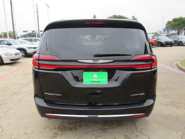 used 2023 Chrysler Pacifica car, priced at $31,400