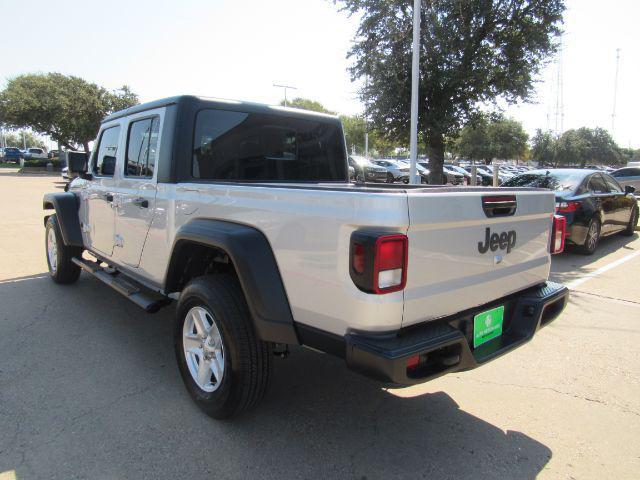 used 2023 Jeep Gladiator car, priced at $34,400