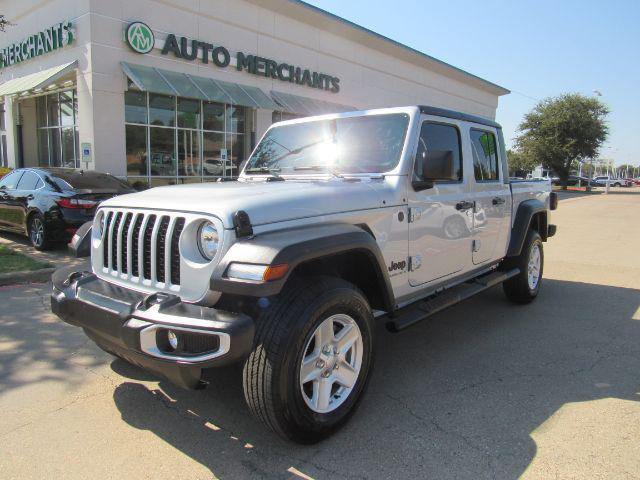 used 2023 Jeep Gladiator car, priced at $34,400