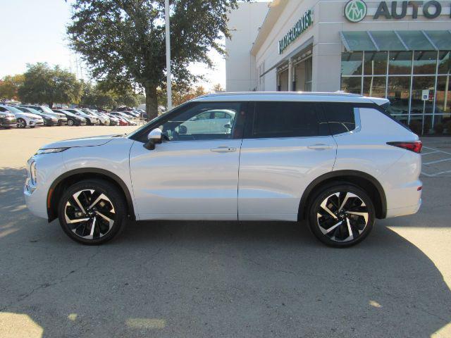 used 2022 Mitsubishi Outlander car, priced at $24,400