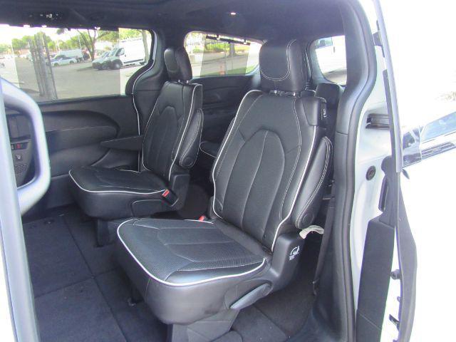 used 2025 Chrysler Pacifica car, priced at $39,900