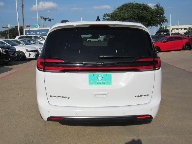 used 2025 Chrysler Pacifica car, priced at $39,900
