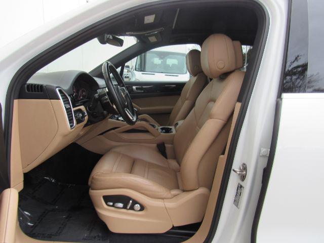 used 2019 Porsche Cayenne car, priced at $34,400