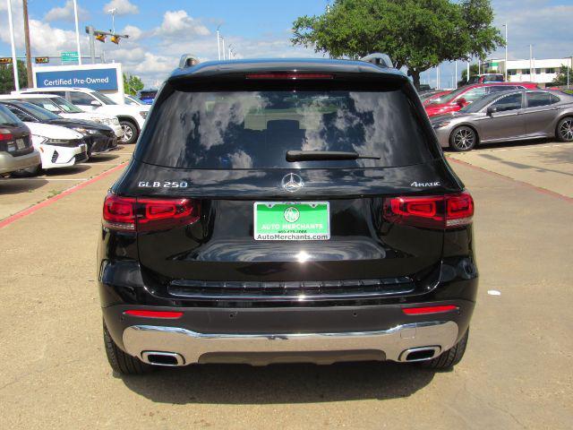 used 2020 Mercedes-Benz GLB 250 car, priced at $24,900