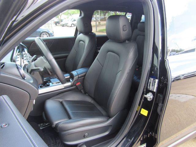 used 2020 Mercedes-Benz GLB 250 car, priced at $24,900