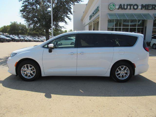 used 2023 Chrysler Pacifica car, priced at $25,990